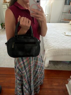 Vintage Classic Black Leather Handbag